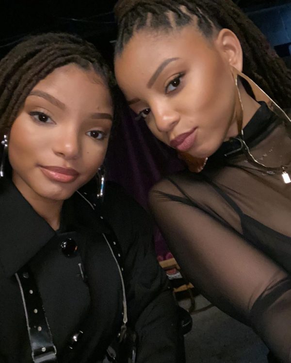 Chloe’s Steamy Performance In Contrast to Her Sister Halle Has Some Fans Wondering If She Should Go Solo: ‘One Is Fire and One Is Ice’