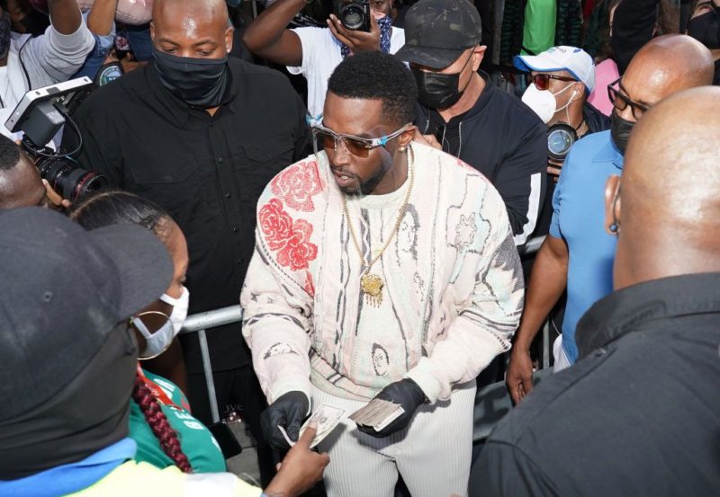 Diddy Covers Rent For Over 175 Miami Families