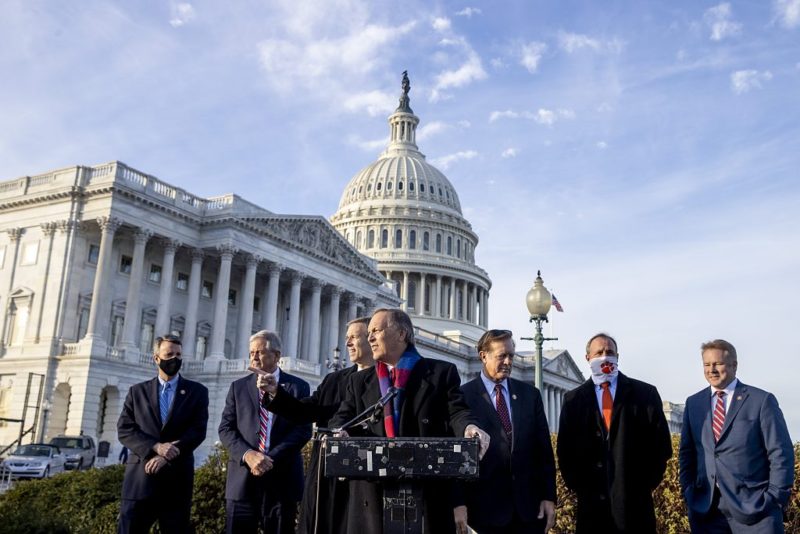 More Republican Congress members linked to extremist groups