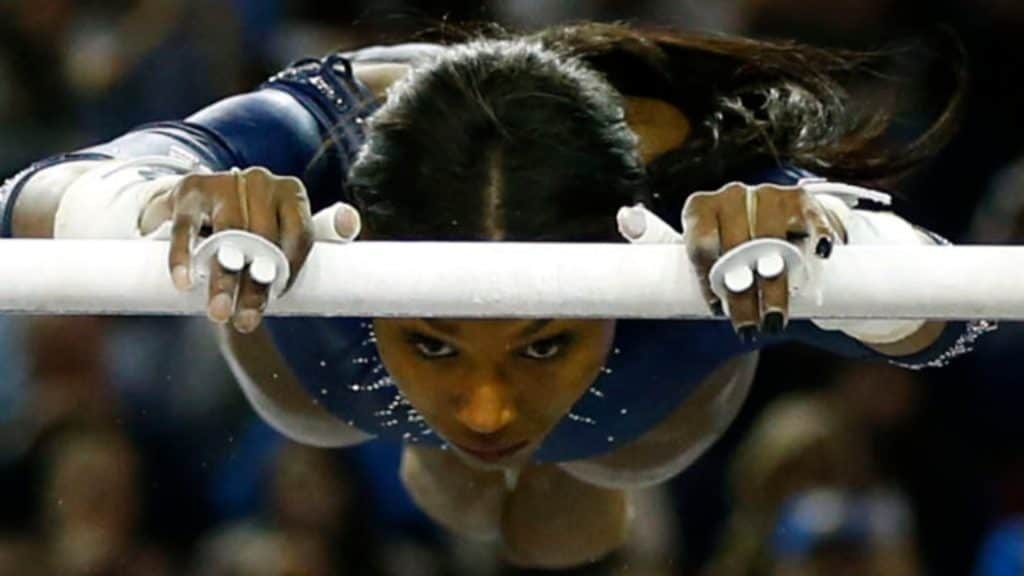 UCLA gymnast Nia Dennis stuns in viral routine