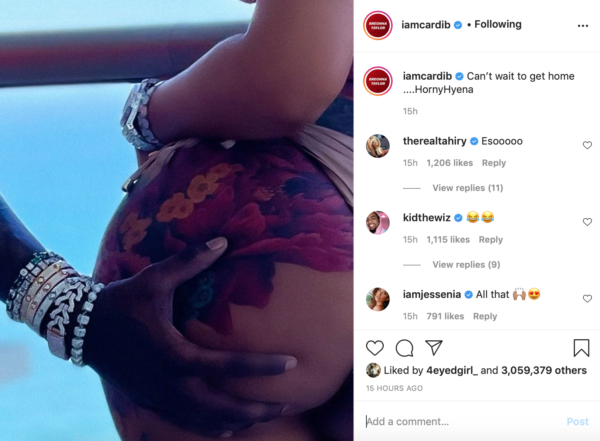 ‘I Thought This Was a Pregnancy Announcement’: Cardi B’s Photo with Offset Goes Left When Fans Mistake Her Booty Cheek for a Baby Bump