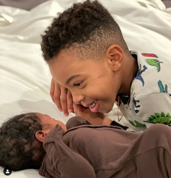 ‘Wow, Wow, Wow’: Kelly Rowland Reveals She Gave Birth to Baby Boy a Week Ago