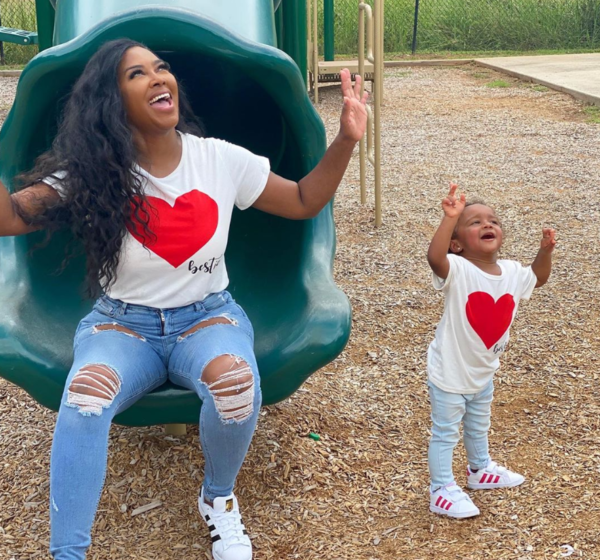 Fans Are Gushing Over Kenya Moore’s Adorable Clip of Daughter Brooklyn Using Chopsticks