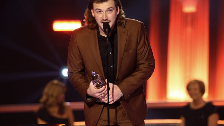Country music star Morgan Wallen’s career plummets overnight after using N-word