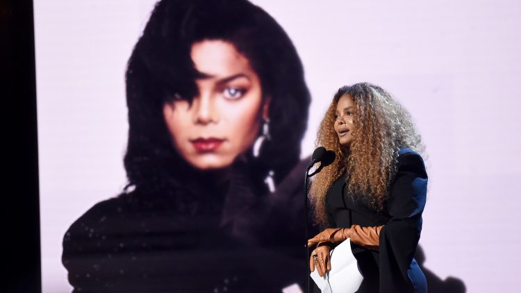 Janet Jackson to auction 1,000 stage costumes