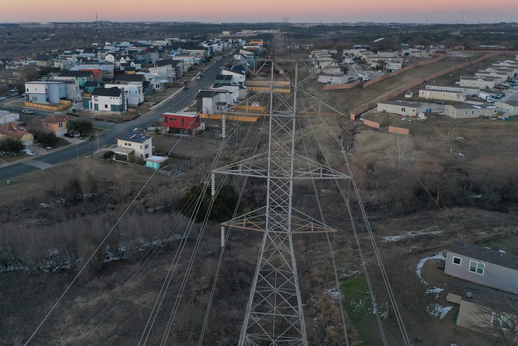 Texas electricity bills skyrocket amid state of emergency