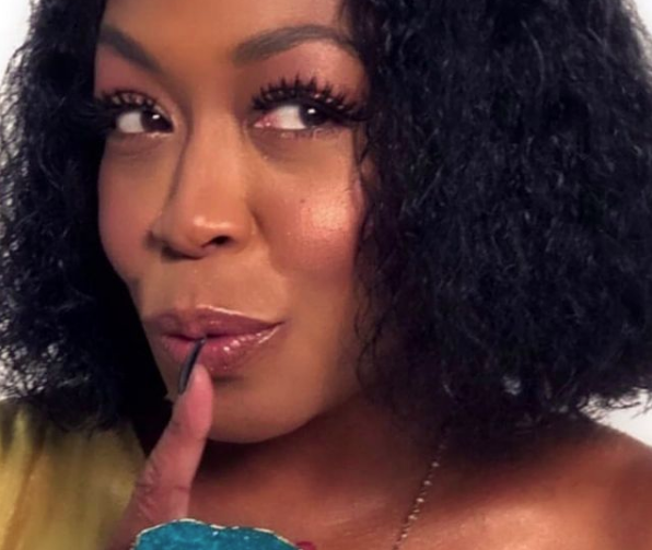 ‘I Don’t Blame You’: Tichina Arnold’s Creative Way in Dealing with a Hot Flash Has Fans Cracking Up