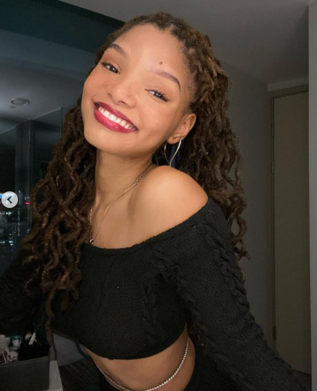 ‘Step On me’: Halle Bailey Has Fans Begging for More of Her Angelic Selfie Photos