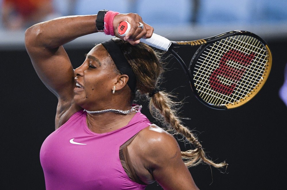 Williams withdraws from semifinals in Australian Open tuneup