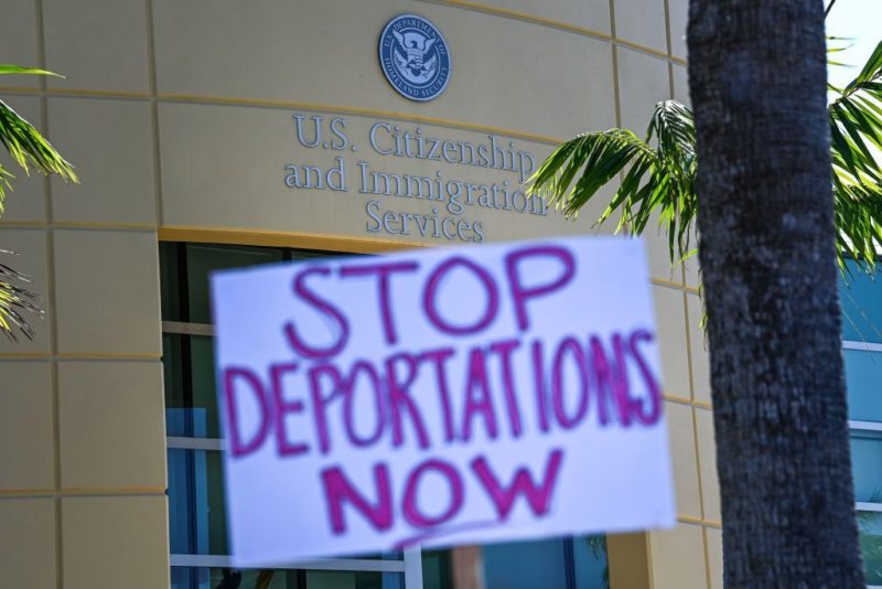 In Bipartisan Effort Senators Urge Biden Administration To Halt Haitian Deportations