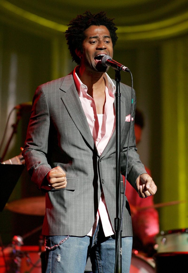 Eric Benét details life of struggle, loss in Allblk docuseries ‘A Closer Look’