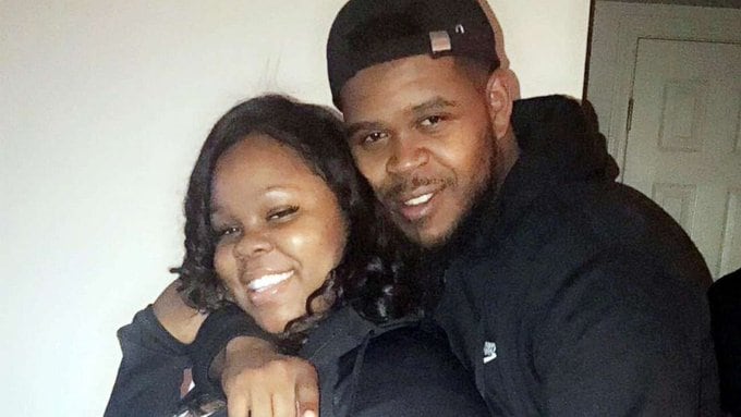 Kenneth Walker, Breonna Taylor’s boyfriend, files federal lawsuit against Louisville police