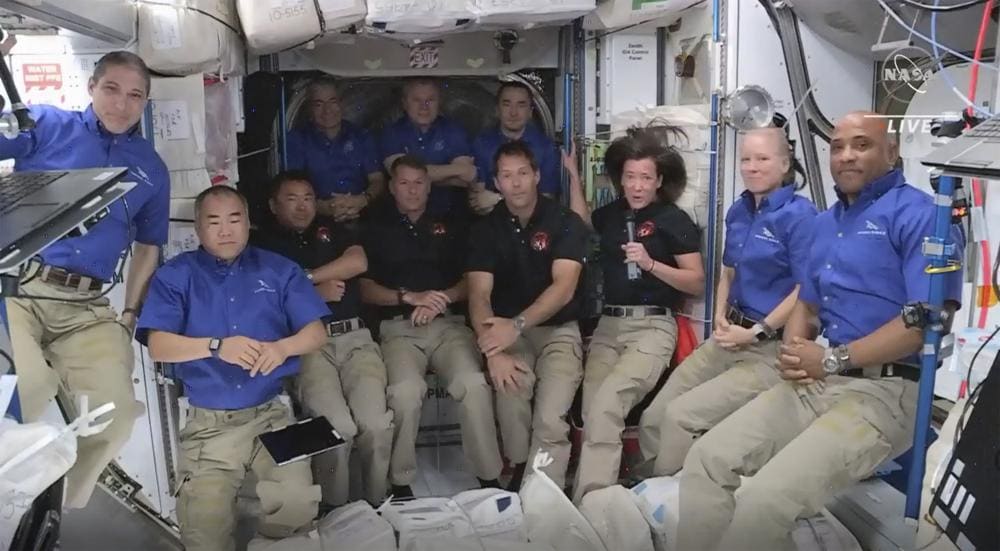 Biggest space station crowd in decade after SpaceX arrival