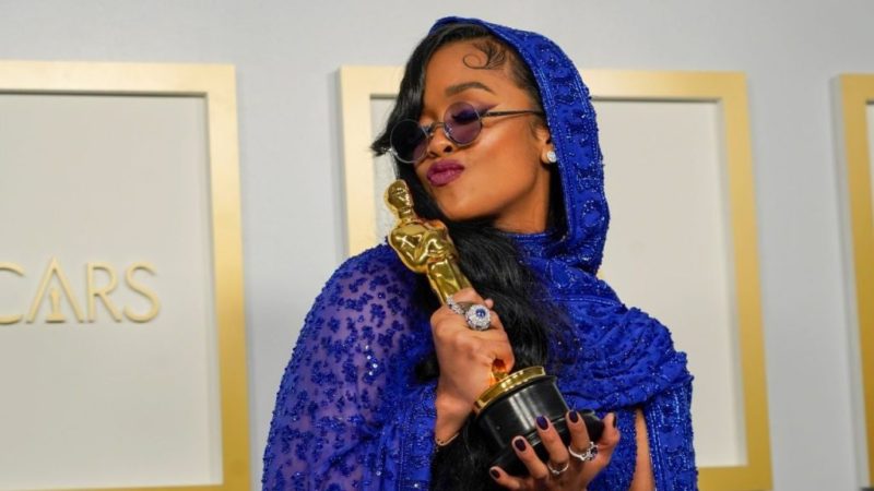 H.E.R.: ‘Absolutely going to be an EGOT in my future’