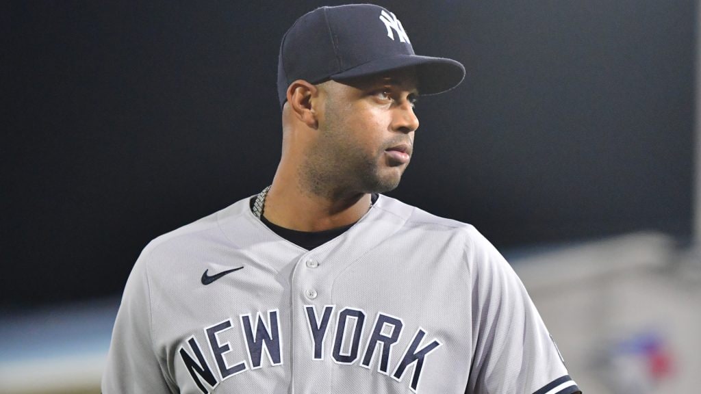 Yankees star Aaron Hicks missed game due to Daunte Wright shooting