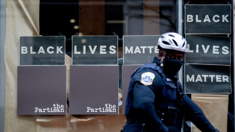 Washington D.C. will stop sending police for some mental health calls