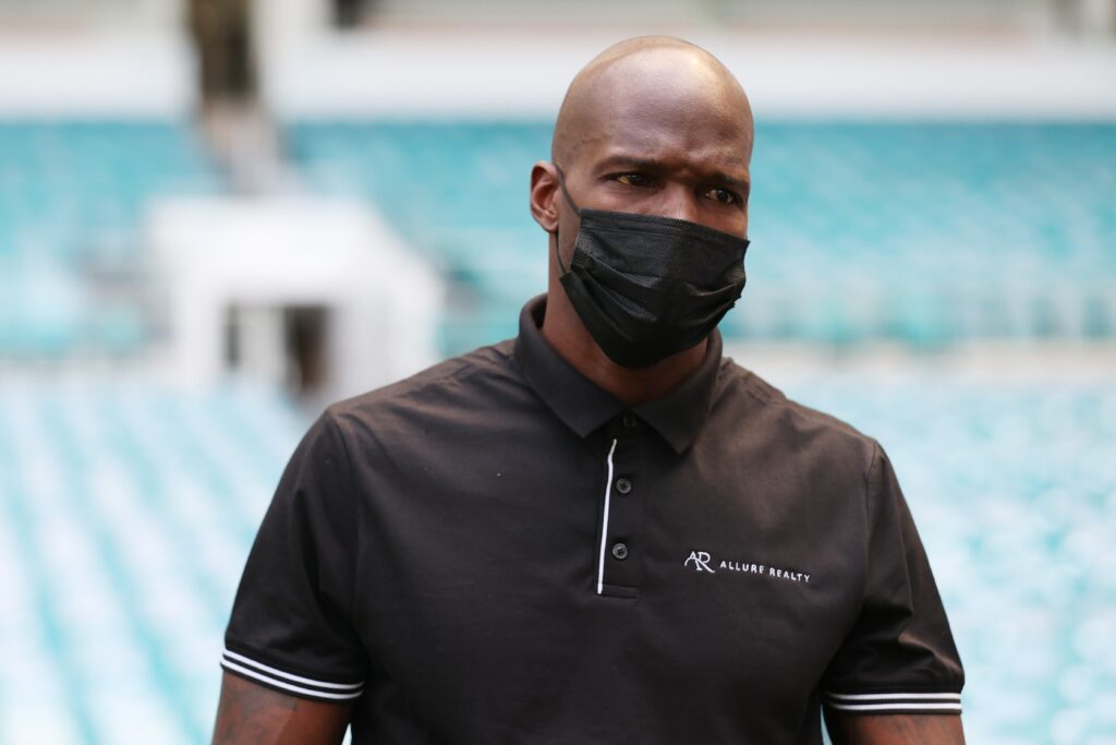 Chad “Ocho Cinco” Johnson posts receipt of him giving restaurant worker $1,000 tip