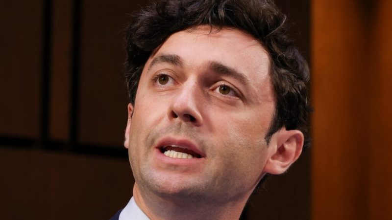 Ossoff introduces bill reversing Ga. law making it illegal to give voters water