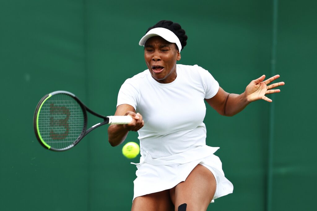 Venus Williams earns 90th Wimbledon win, advances to second round