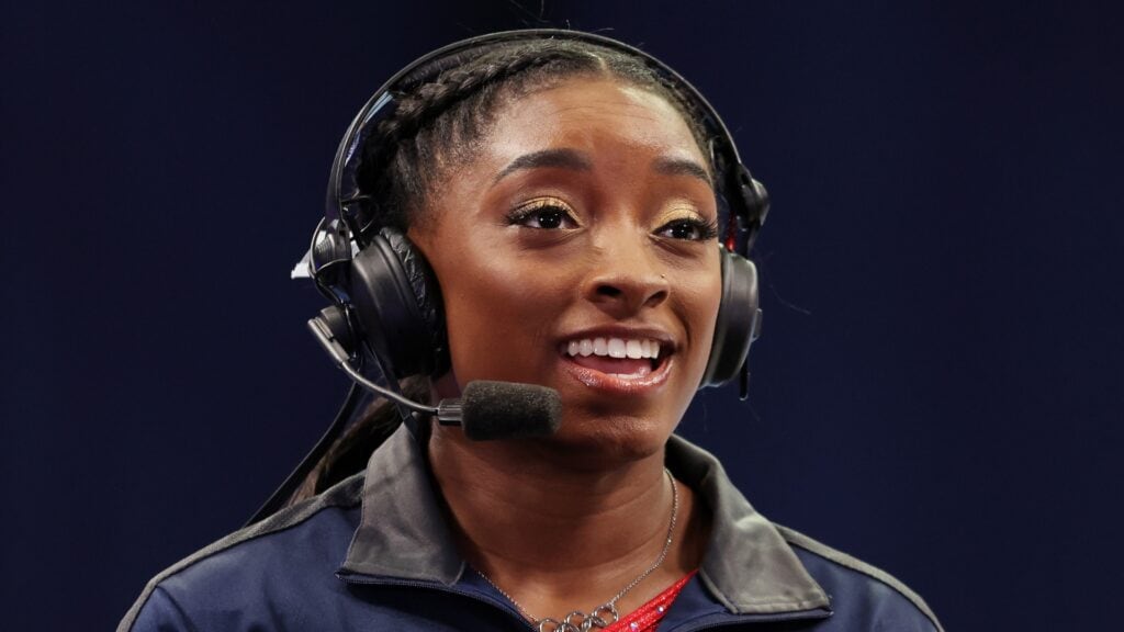 Simone Biles earns spot on US Olympic gymnastics team