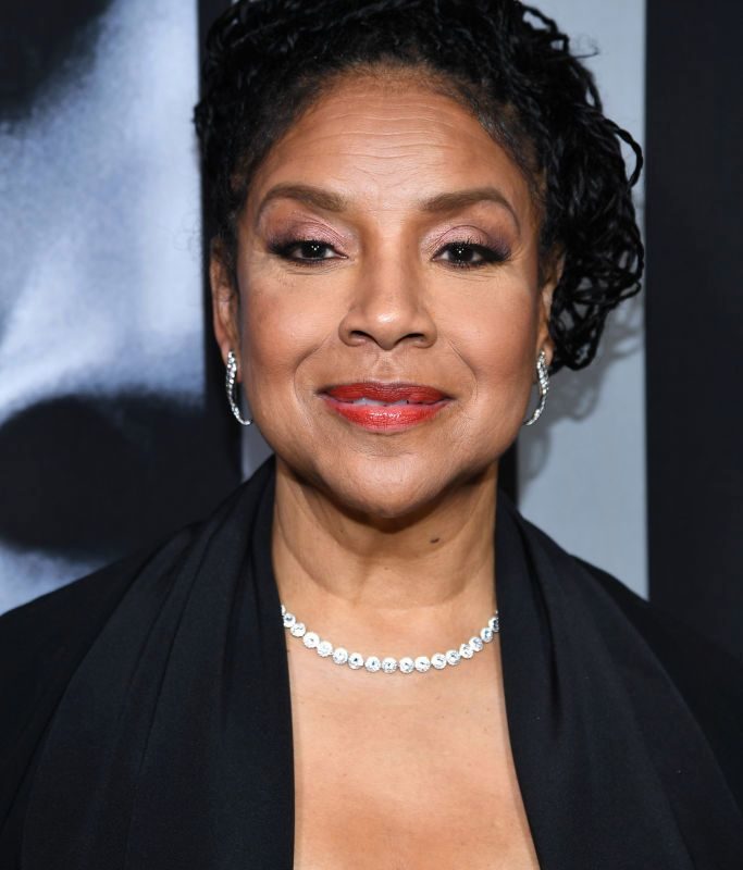 Howard Students, Alumni Call For Phylicia Rashad To Step Down As Dean After Supporting Bill Cosby