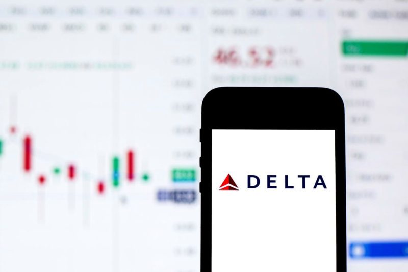 $1 Billion Lawsuit Claims Delta Airlines Stole Idea For App From Black Pilot