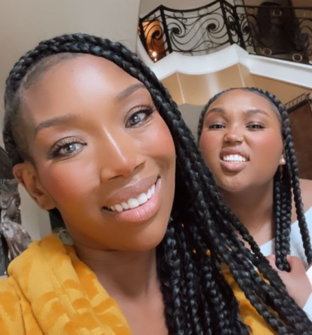 ‘Whew, Chile You Look Just Like Your Mother’: Brandy’s Daughter Sy’Rai Recreates ‘The Boy Is Mine’ Video and Fans Can’t Get Over Their Resemblance
