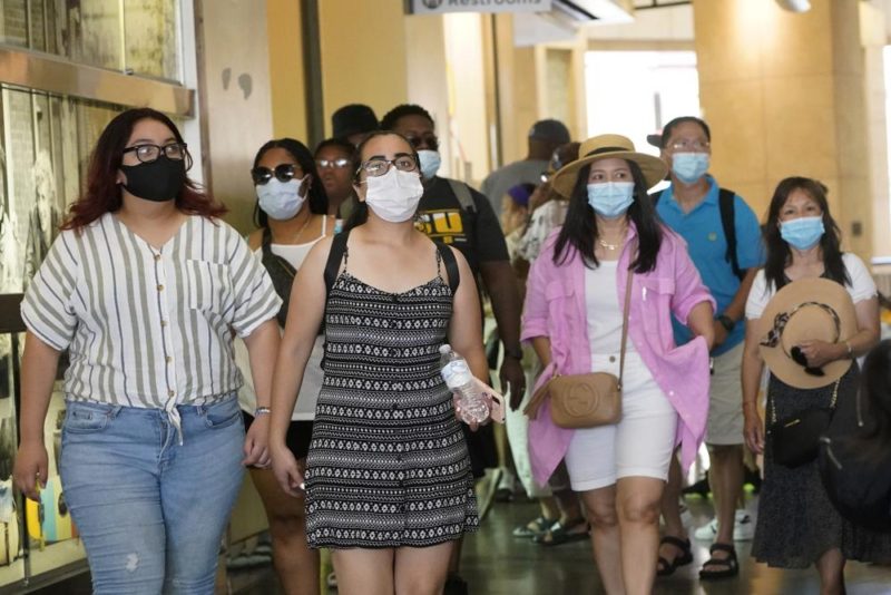 Mask mandate back on in Los Angeles as virus cases rise