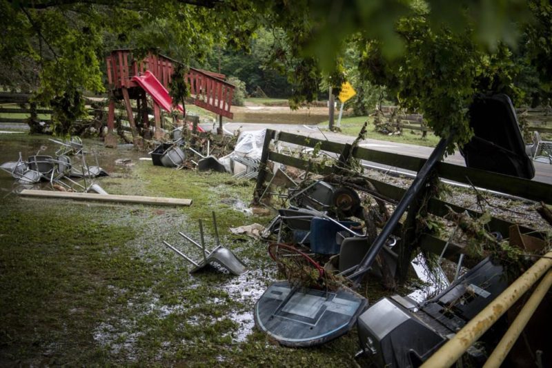 At least 10 killed in Tennessee flash floods; dozens missing