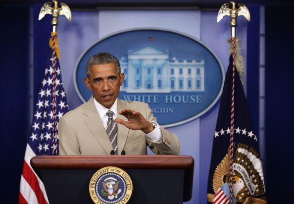 Never Forget: Obama’s Tan Suit Media Firestorm Was 7 Years Ago Today