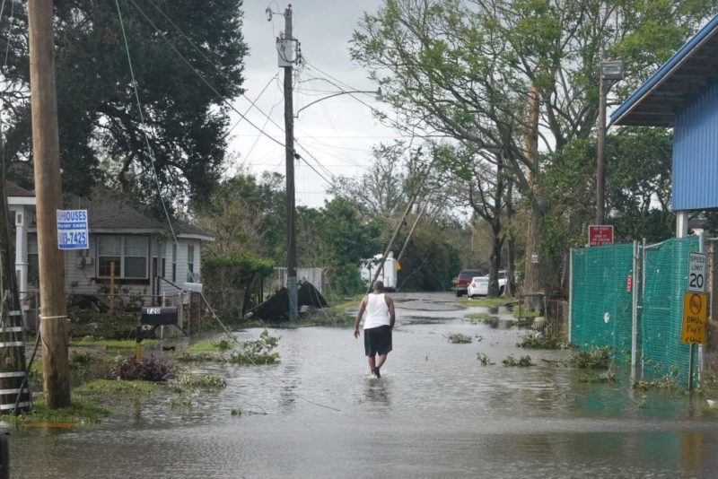 New Orleans Police Make Anti-Looting A Priority Amid Hurricane Ida Power Outages 