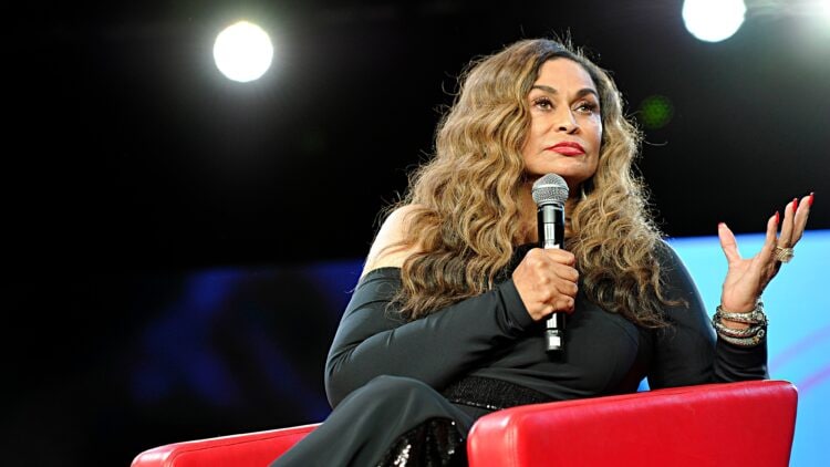 Tina Knowles-Lawson responds to critics of Beyoncé wearing Tiffany diamond