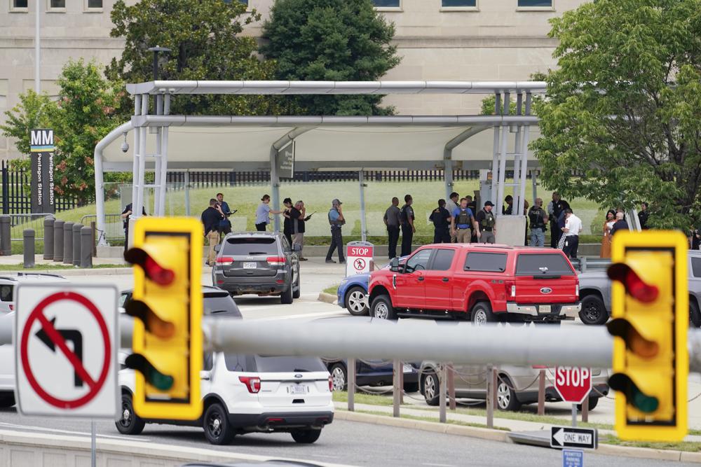 Pentagon on lockdown after shooting near Metro station