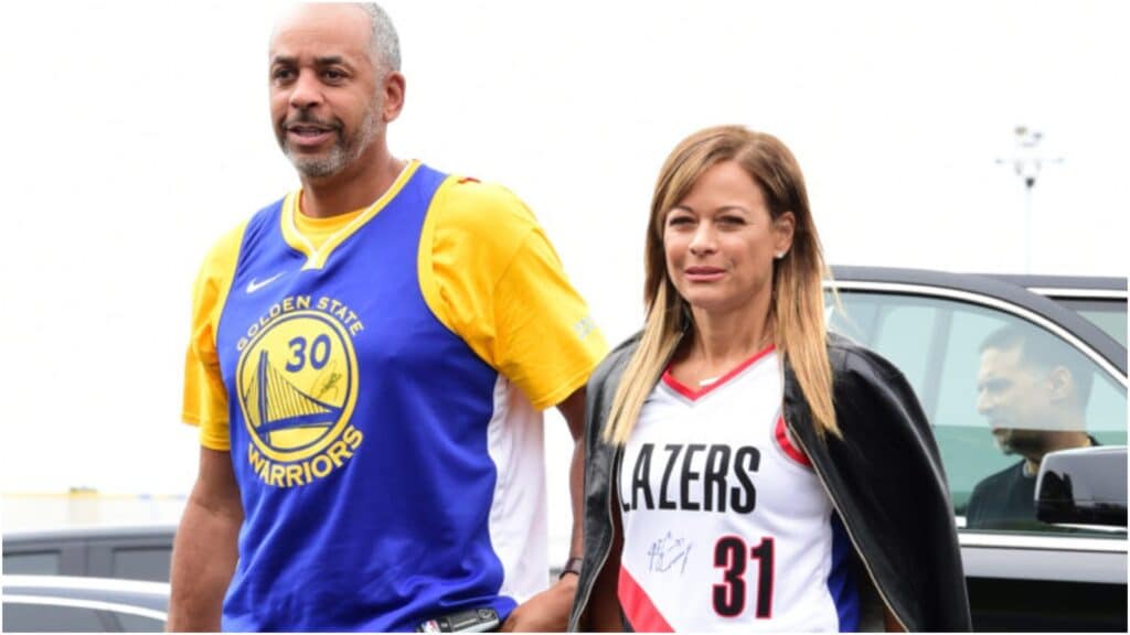 Dell and Sonya Curry accuse each other of cheating in divorce filings