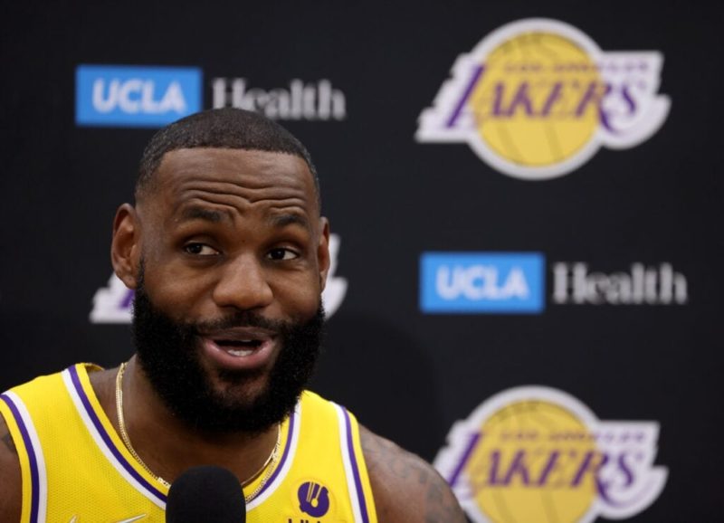 Lebron James confirms vaccination, but says ‘everyone has their own choice’