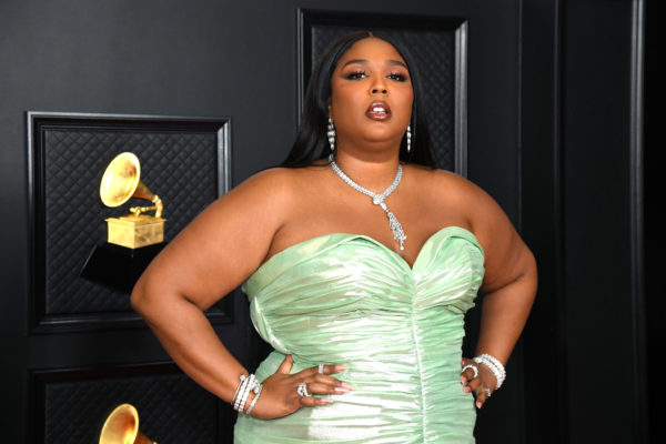 Lizzo Surprises Her Mom with a Whole New Wardrobe, and Fans Can’t Get Over How Beautiful She Is