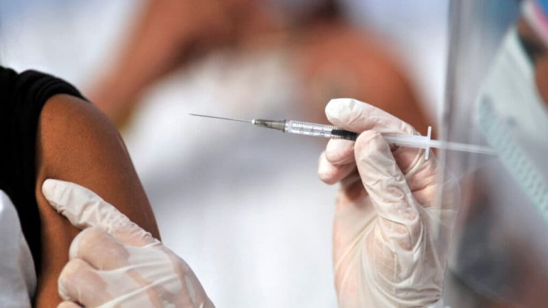 Facing deadline, more NY health care workers vaccinate