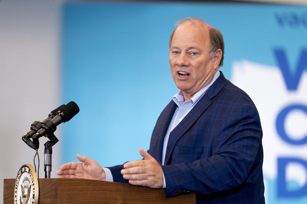 Mike Duggan seeks 3rd term as Detroit mayor against lawyer Anthony Adams