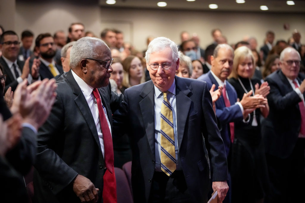 Mitch McConnell Praised Clarence Thomas’ Anti-Abortion Stance Hours Before SCOTUS Upheld Texas Ban Again