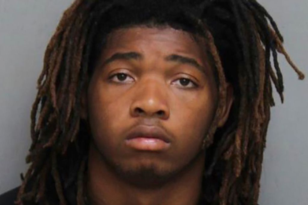 College Football Player Charged With Murder Of Trans Woman He Claims Catfished Him On Tinder