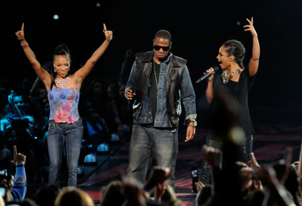 ‘I Never Saw Her’: Alicia Keys Says She Had No Clue Lil Mama Was Onstage During her 2009 VMA Performance with Jay-Z, Forgives the Rapper