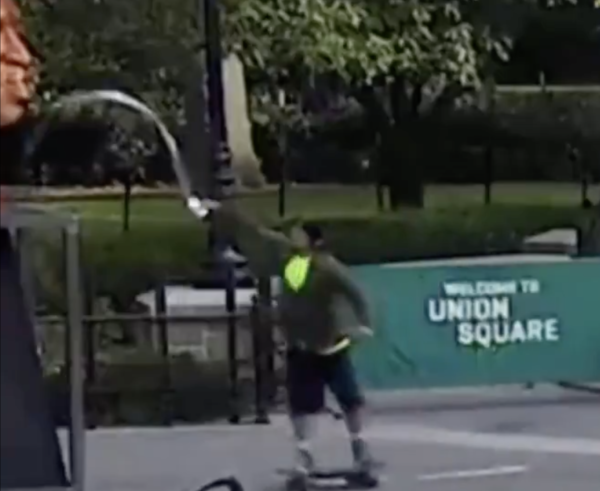 ‘Quite Upsetting’: Video Clip Shows Man Vandalizing George Floyd Monument Days After It Was Relocated to Union Square, Statue Has Been Targeted Twice