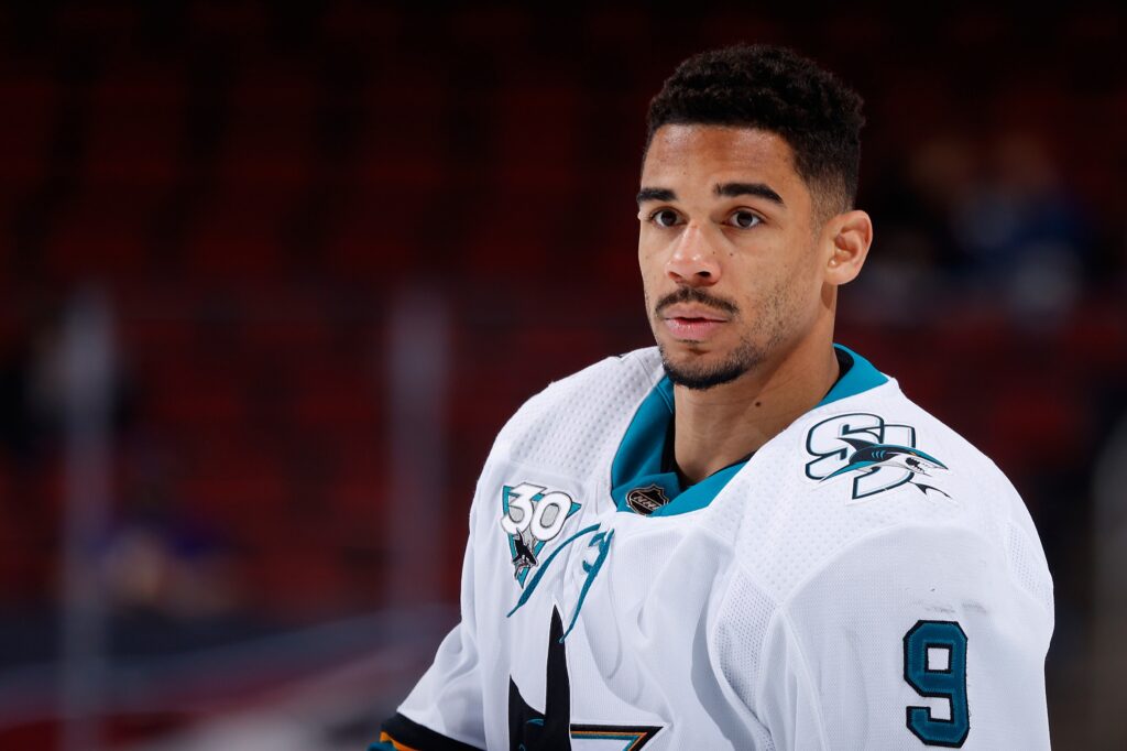 NHL’s Evander Kane points gun at estranged wife in video; claims it was for photo shoot