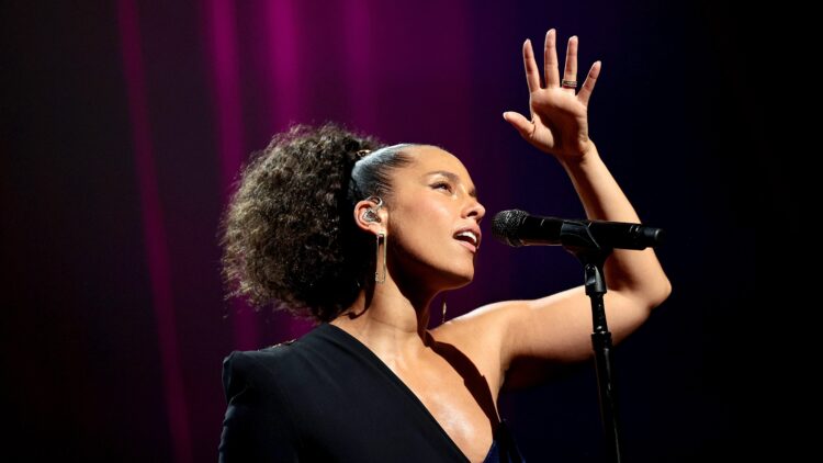 Alicia Keys previews her forthcoming double album at secret show in Miami