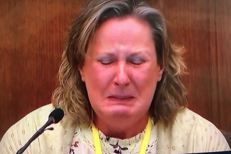 Kim Potter Appears To Cry While Testifying, But No Tears Actually Came Out Of Her Dry Eyes