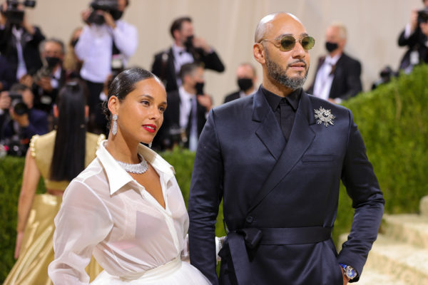 ‘I Was Just Like ‘Eeeewwhh’: Alicia Keys Admits That Swizz Beatz Wasn’t ‘Even My Vibe’ Prior to Dating