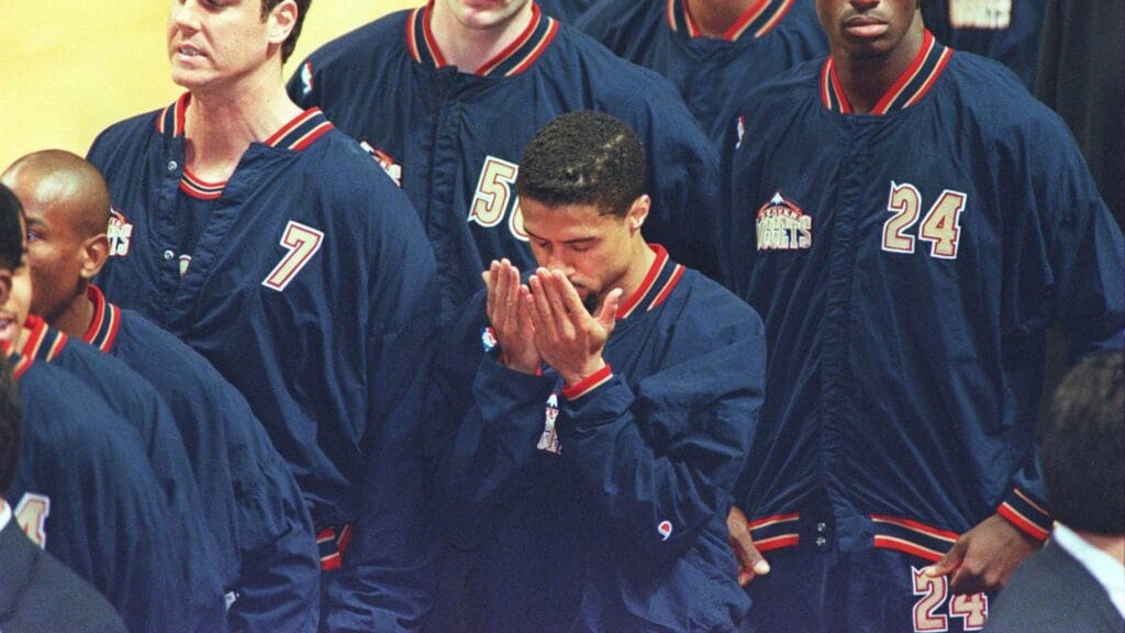 He prayed so Colin could kneel: Kaepernick Publishing to release Mahmoud Abdul-Rauf autobiography