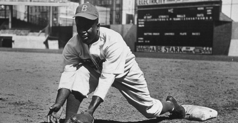 MLB donates $40,000 toward restoring vandalized Jackie Robinson memorial