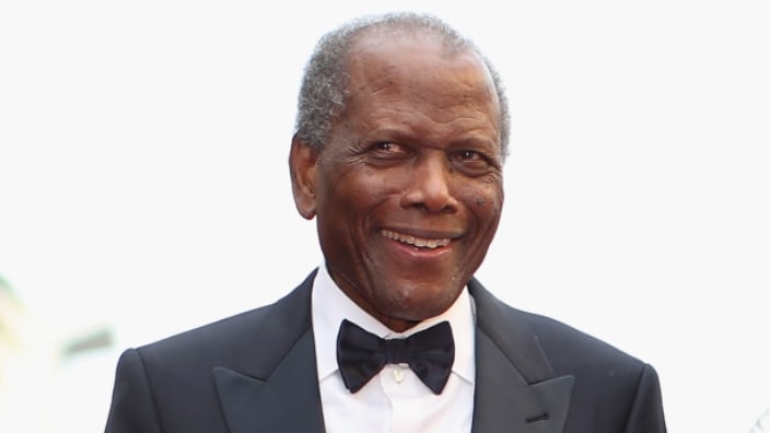 Sidney Poitier’s family to arrange private memorial service due to COVID-19