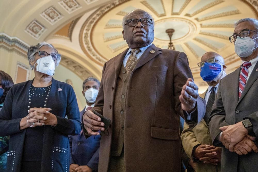 Clyburn, architect of Biden’s court pledge, pushes his pick